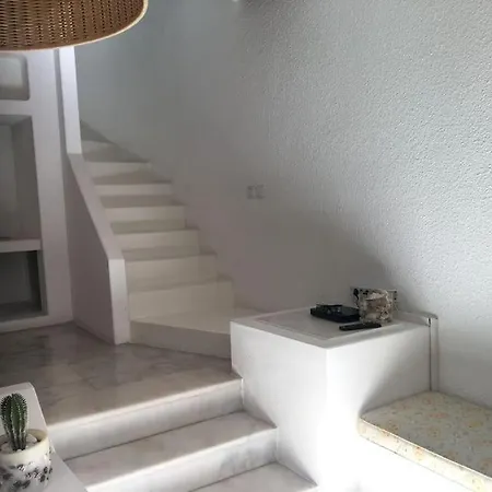 Castle81homes Pink - Sea View House Apartment